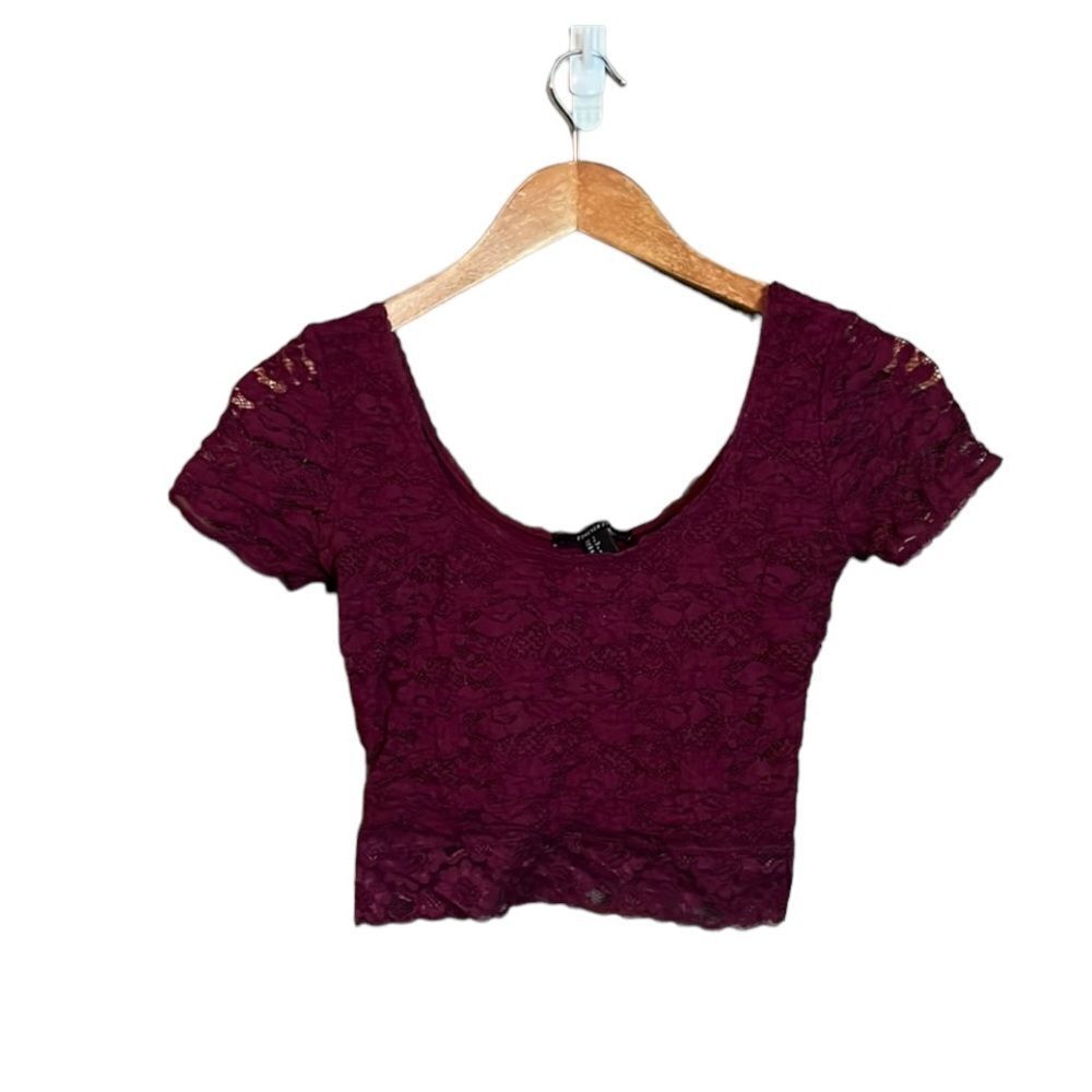 3‎ for $30! Forever 21  maroon crop top